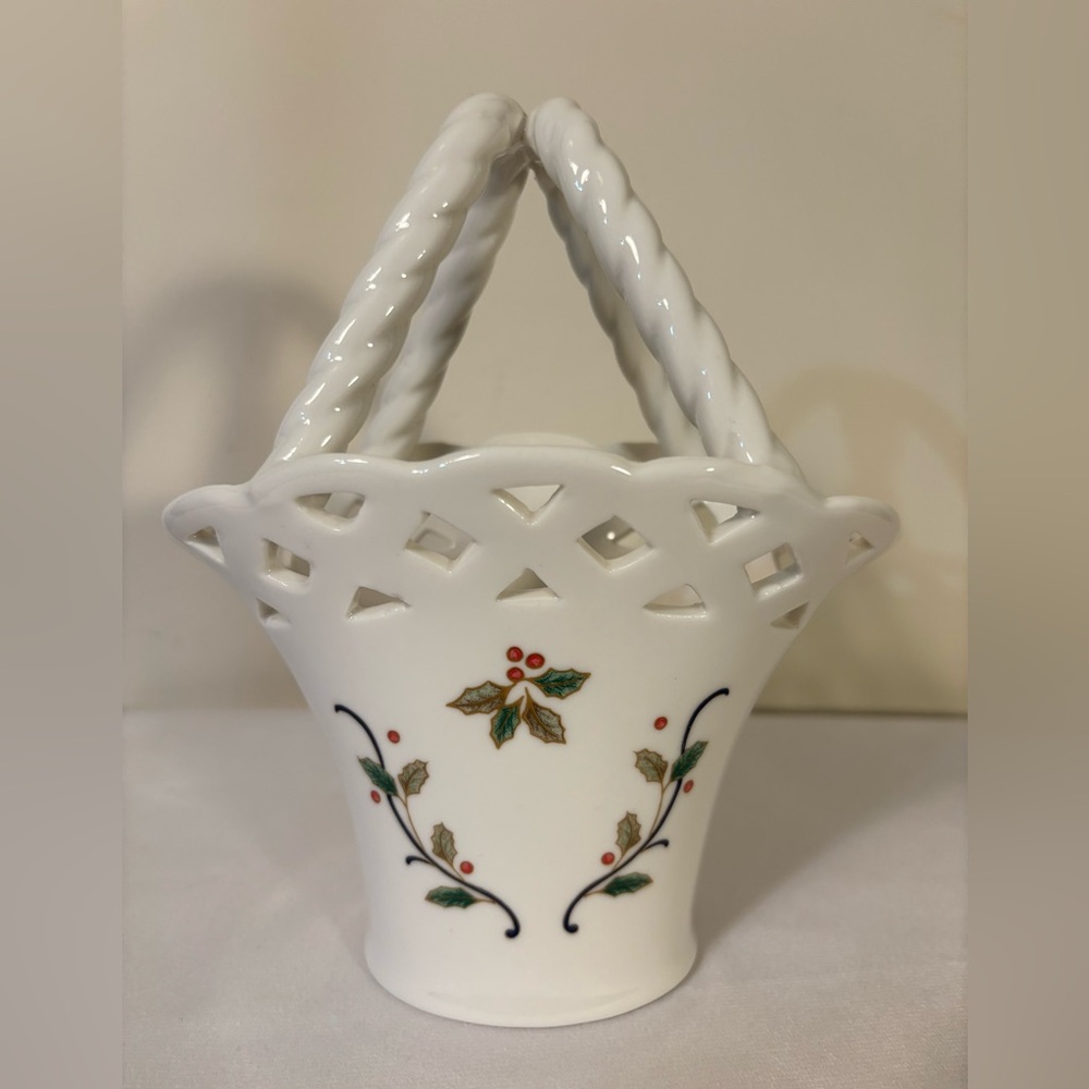 Vintage Mikasa Holiday Lace Porcelain Basket Christmas Holly and Berry Design.